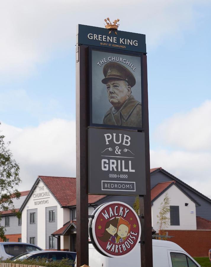 The Churchill By Greene King Inns Royal Wootton Bassett Kültér fotó