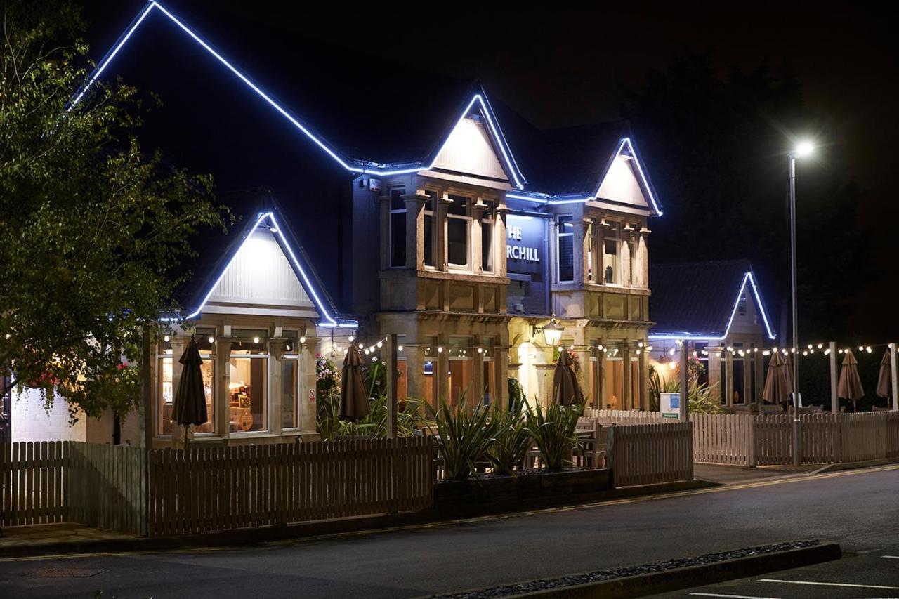 The Churchill By Greene King Inns Royal Wootton Bassett Kültér fotó